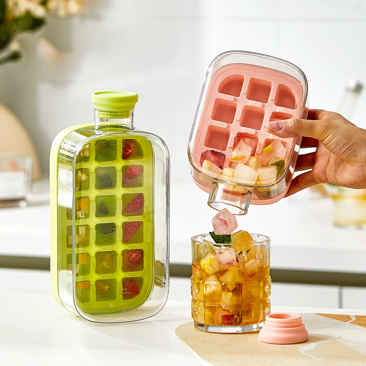 Vertical Ice Tray, Easy Release Ice Cube Trays, Silicone Ice Tray with Lid and Storage Box, Mold Maker Large Capacity Home Ice Cube, Ice Cube Storage Box
