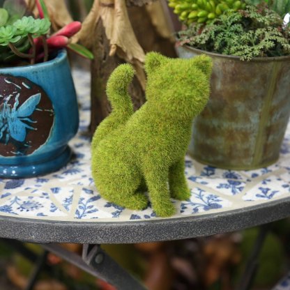 🐕Decorative Peeing Dog Topiary