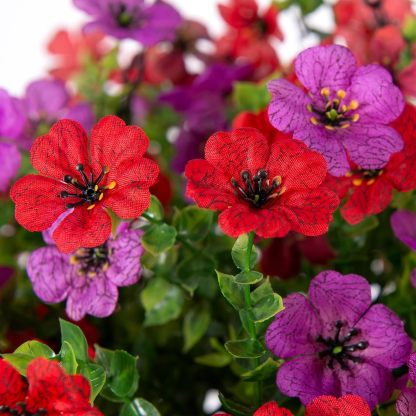 Artificial Silk Flowers Hanging Basket for Outdoor Indoor, Daisy with Eucalyptus Leaves Arrangement for Garden Yard Spring Summer Decor, Faux Green Plant in Metal Coconut Lining Pot(Red Purple)