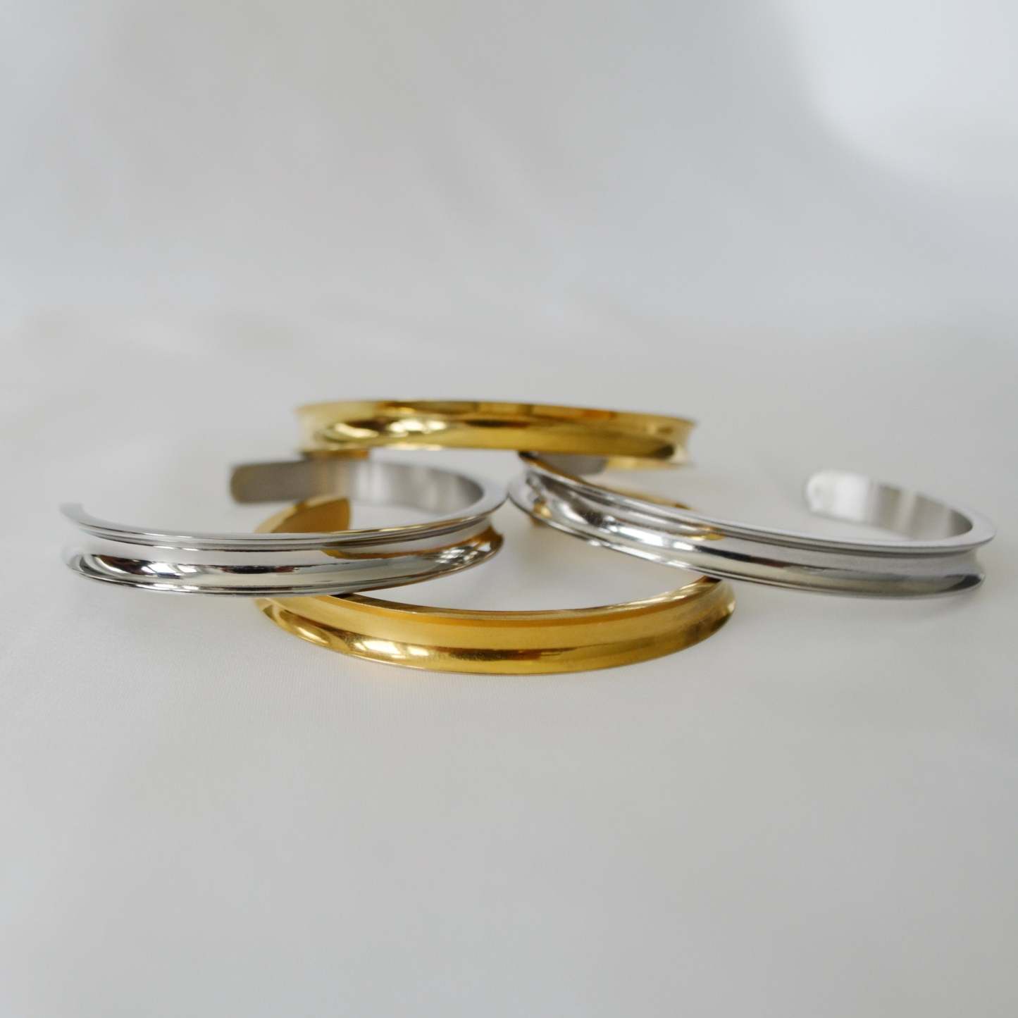 Signature Hair Tie Holder Cuff