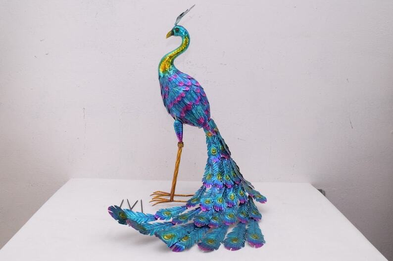 LARGE Iron Colorful Peacock  - Nice Detail and Beautiful Colours - Amazing Metal Statue for Garden