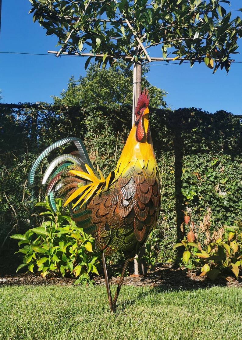Large iron rooster - Decorative Rooster - Metal garden animals - Garden and patio inspiration