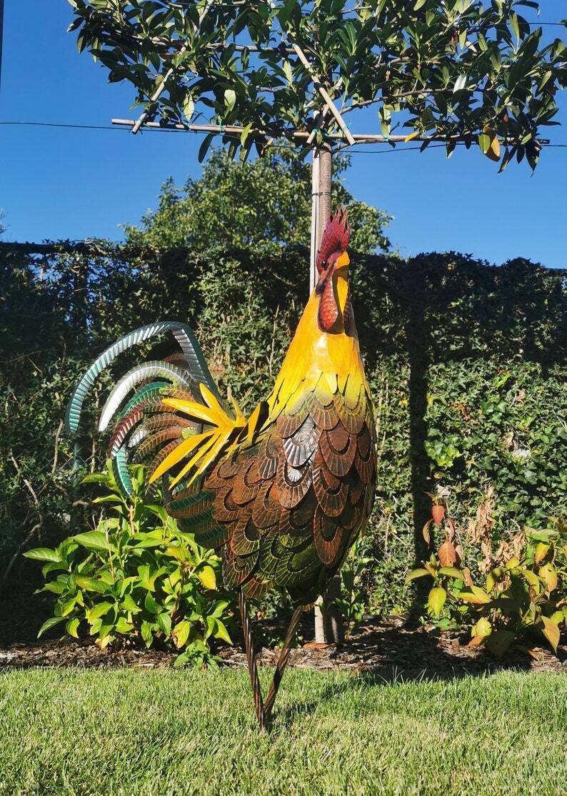 Large iron rooster - Decorative Rooster - Metal garden animals - Garden and patio inspiration