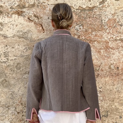 Vacation loose jacket 310