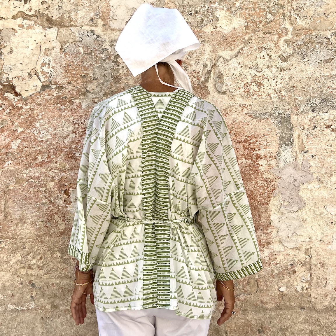 Vacation loose kimono 311