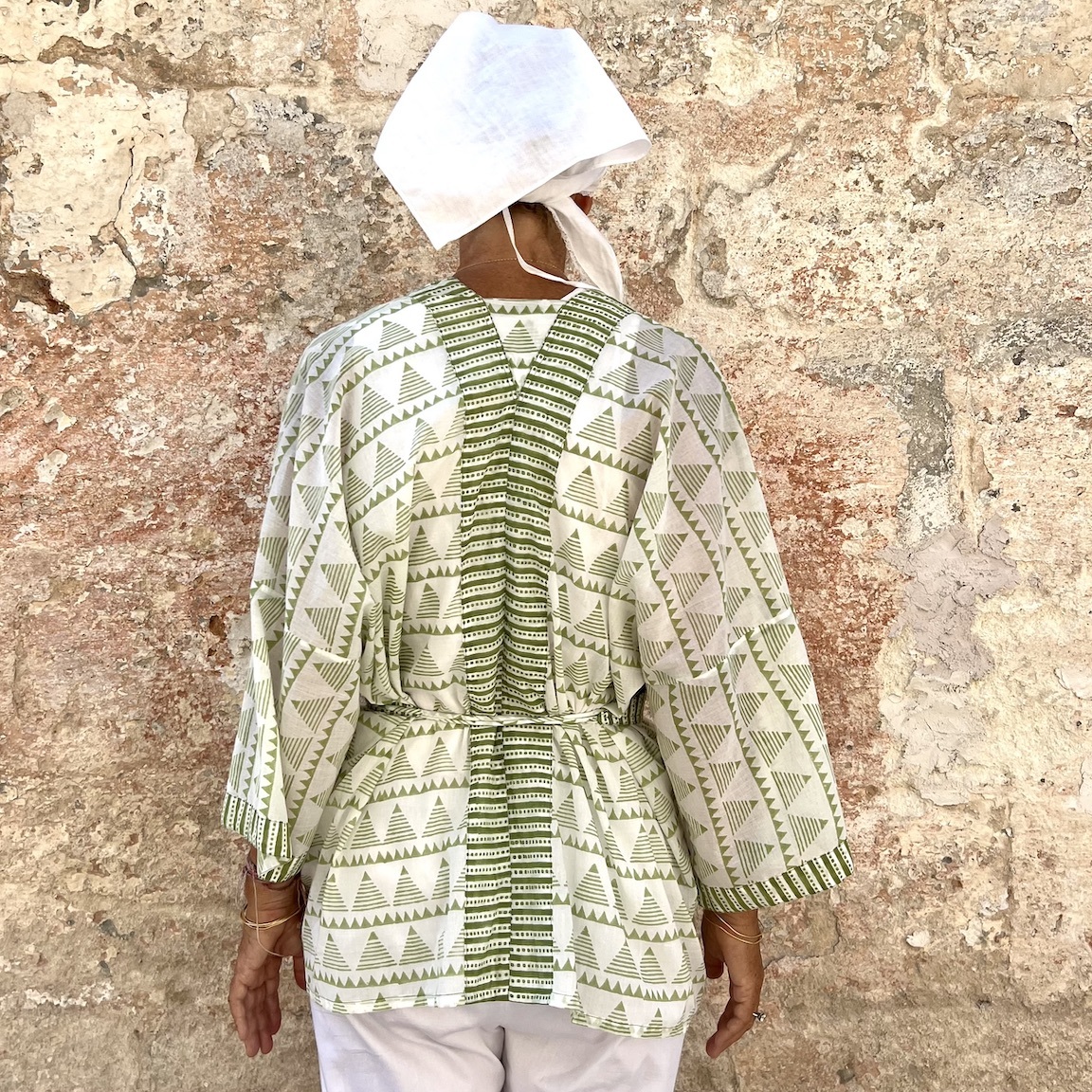 Vacation loose kimono 311