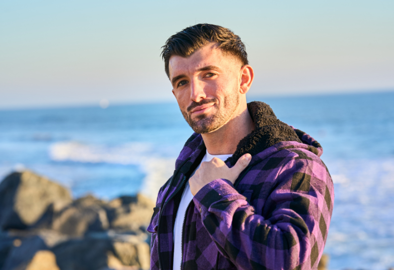 Flannel and plaid are distinct; flannel is a fabric, while plaid is a pattern. 