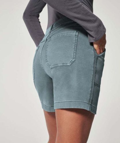 ZITY Women's Stretch Twill Ankle Cargo Shorts-DUWSH06169