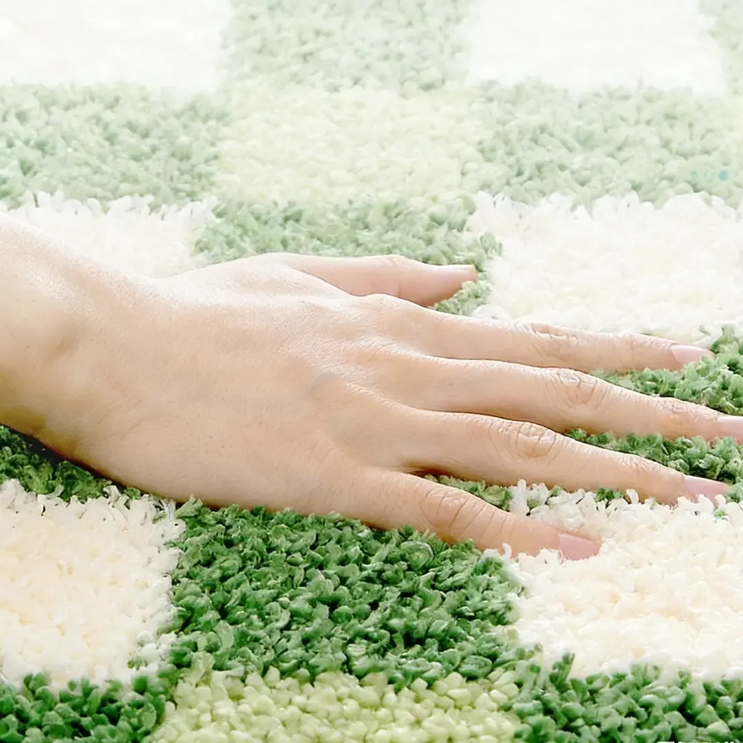 Soft Grid Pattern Flocked Rug