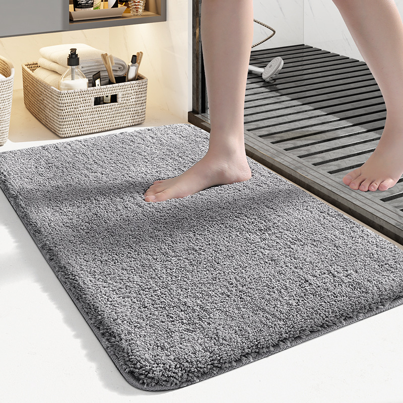 Soft Gray Minimalist Tufted Rug