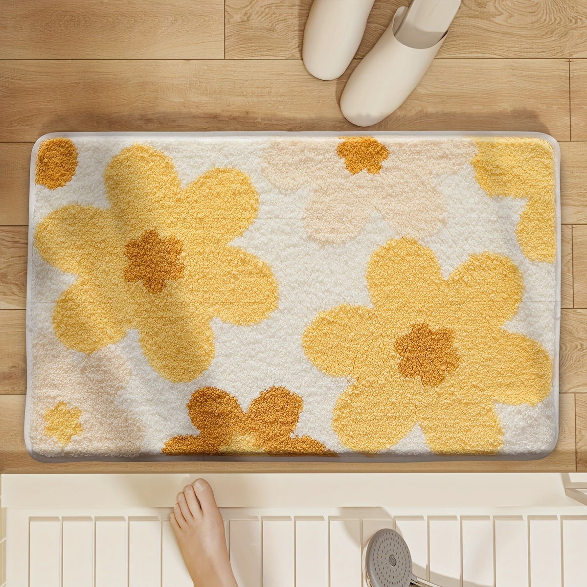 Daisy Blooms Flocked Rug