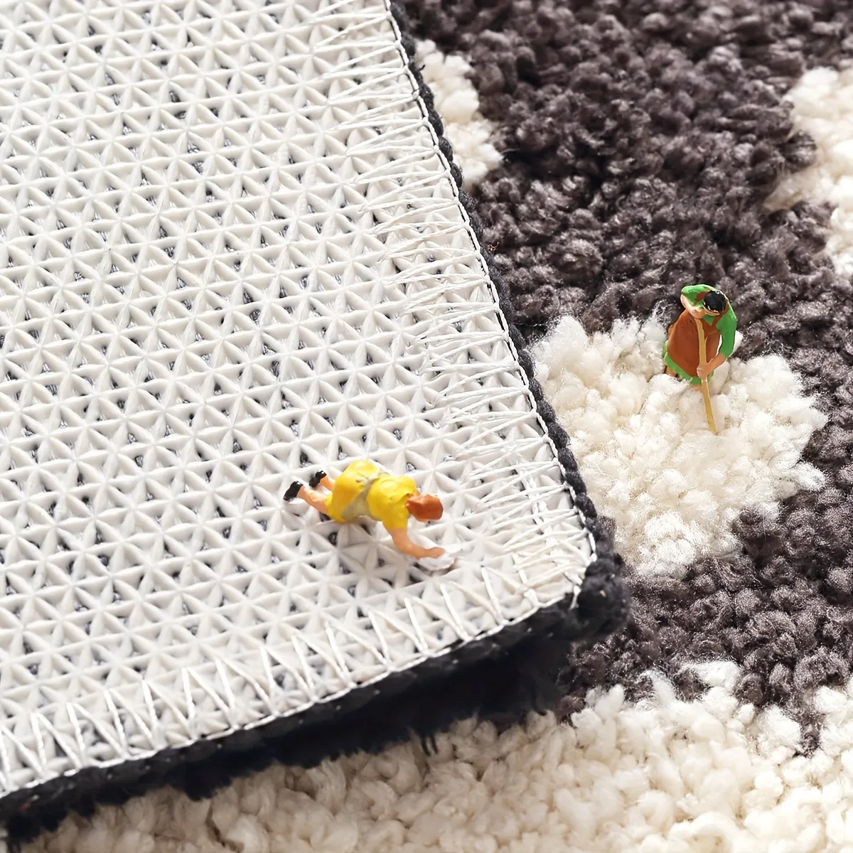 Kitten Trio Flocked Rug