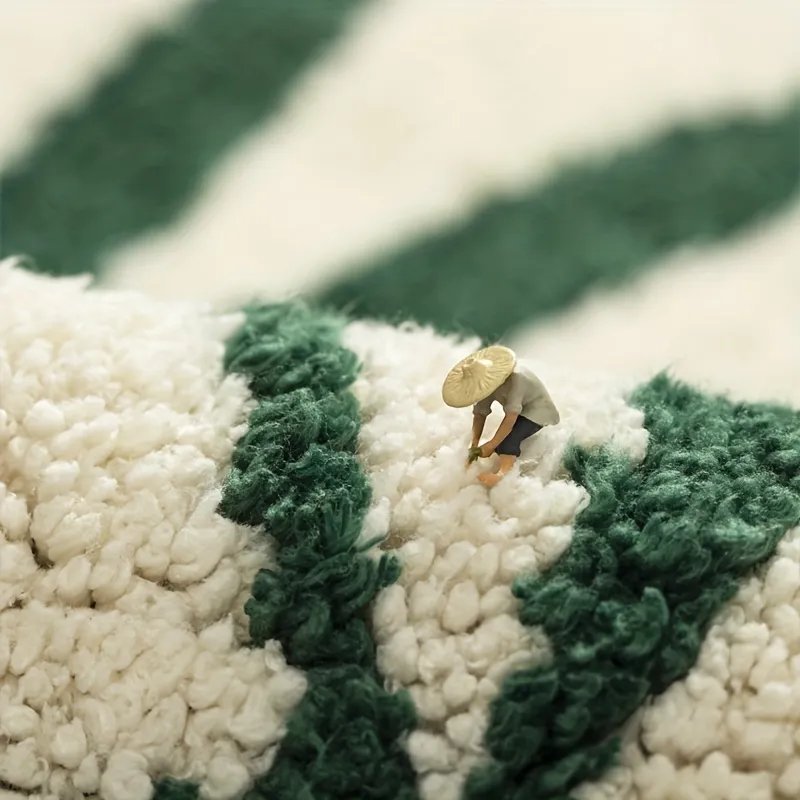 Palm Leaf Silhouette Flocked Rug