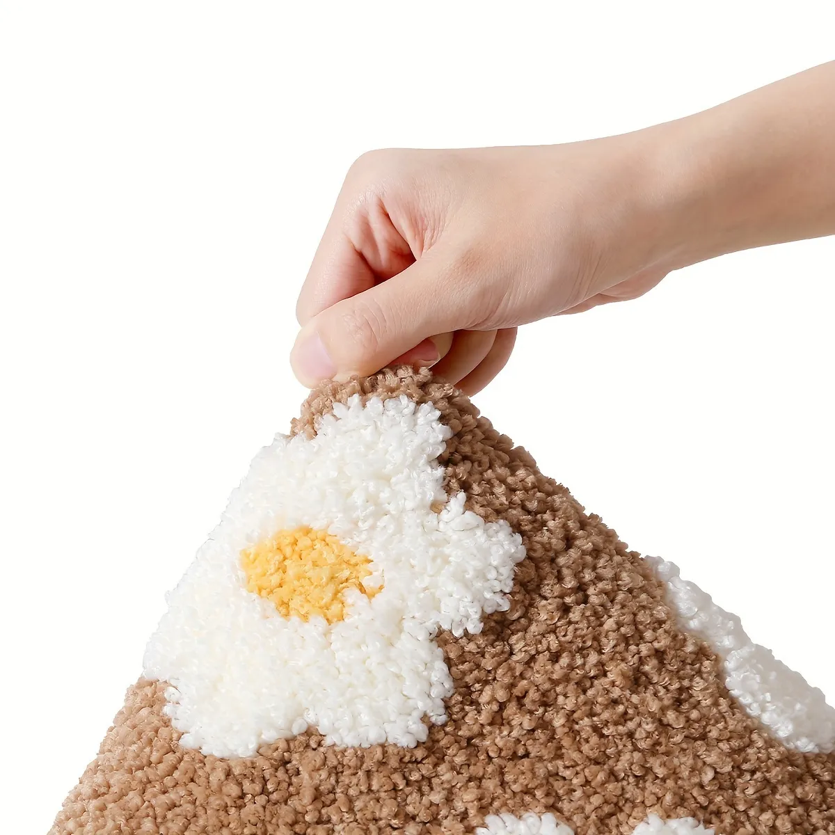 Boho Floral Daisy Flocked Rug