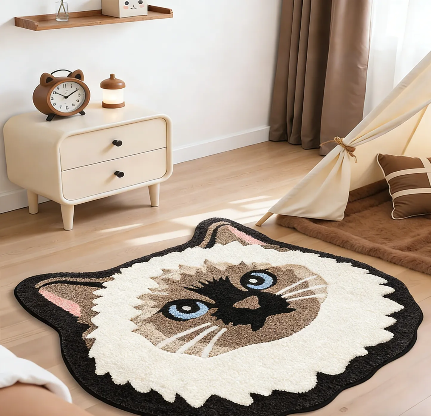 Fluffy Ragdoll Cat Face Tufted Rug
