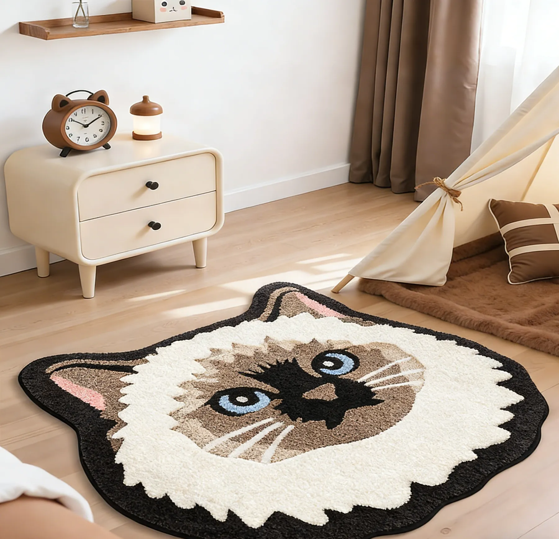 Fluffy Ragdoll Cat Face Tufted Rug