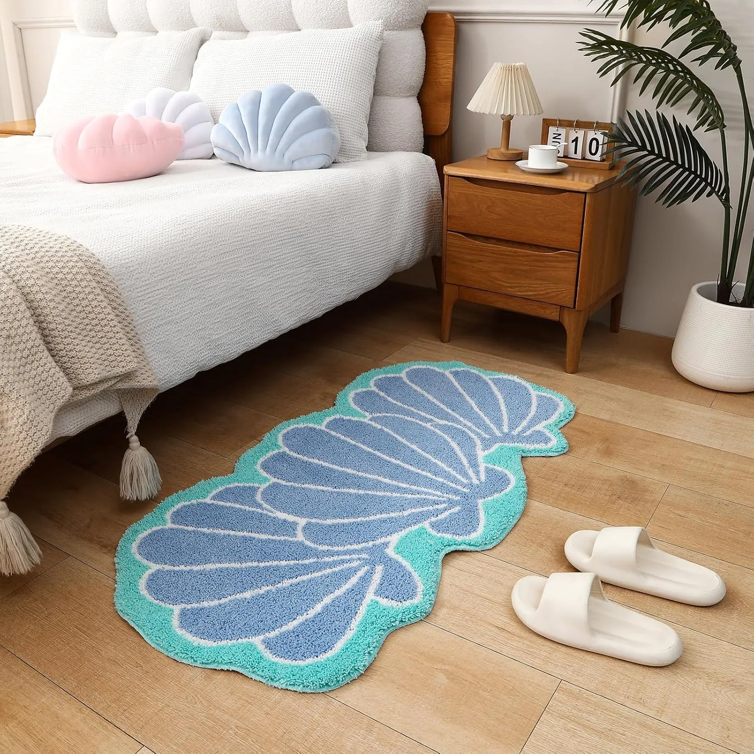 Coastal Shell Flocked Rug