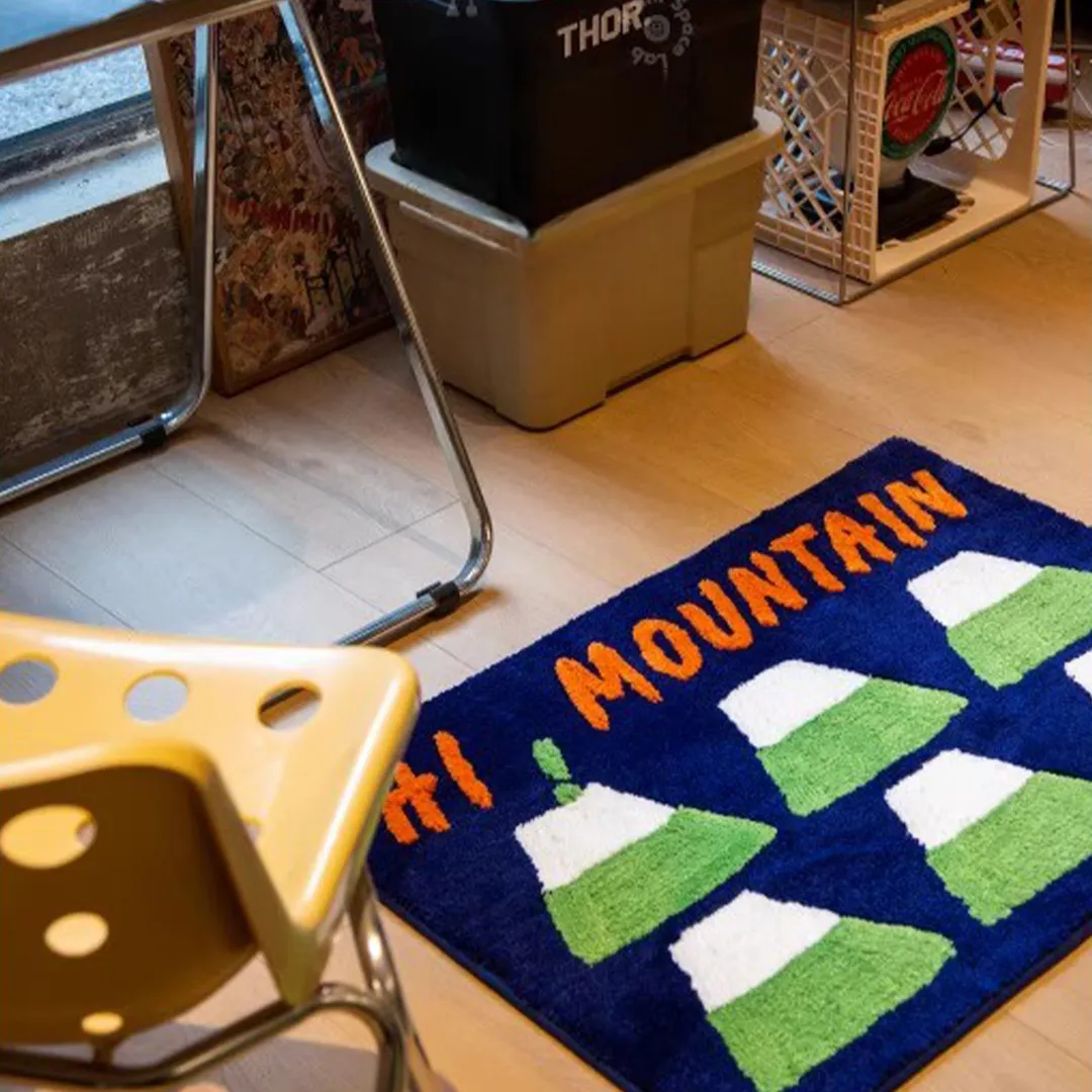 Mountain Greetings Flocked Rug