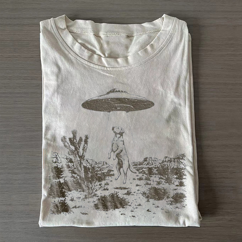 Vintage UFO Dog Graphic T-shirt