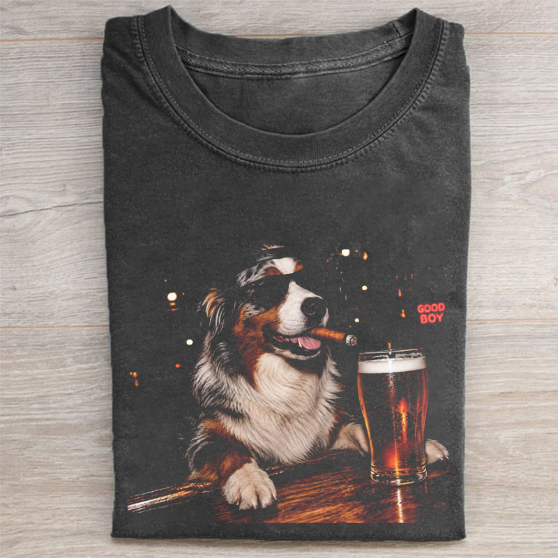 Silly Australian Shepherd Drinking Beer Graphic T-shirt
