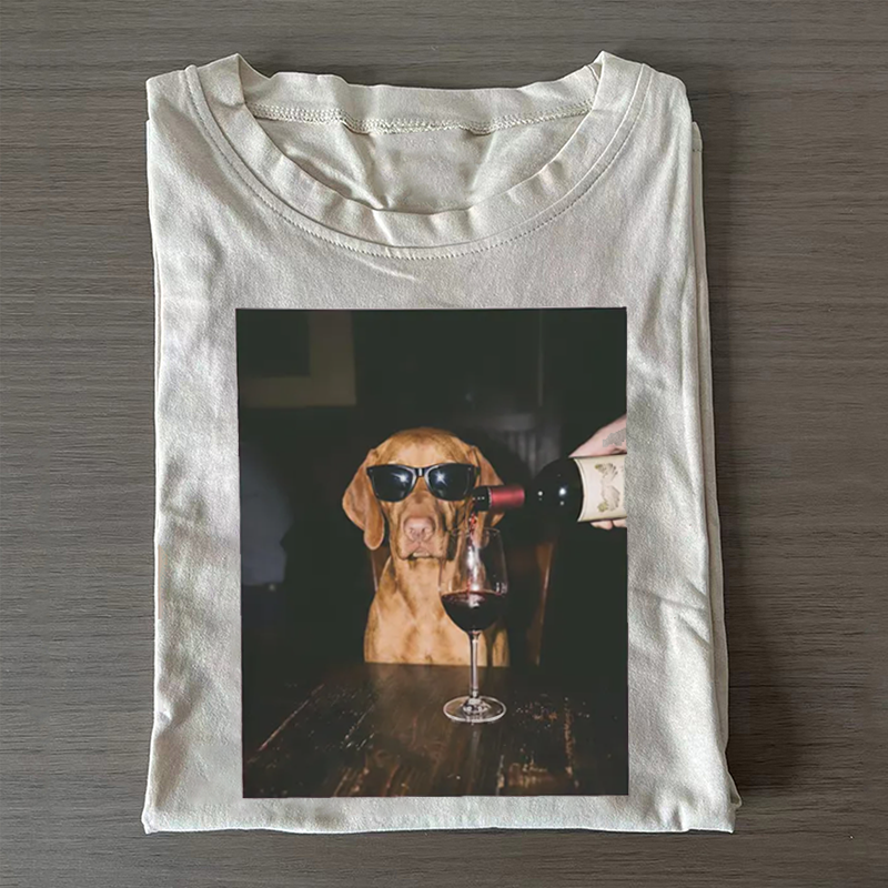 Funny Vizsla Drinking Wine T-shirt