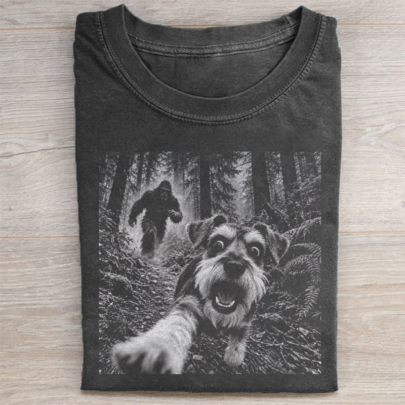 Miniature Schnauzer Bigfoot Selfie T-shirt