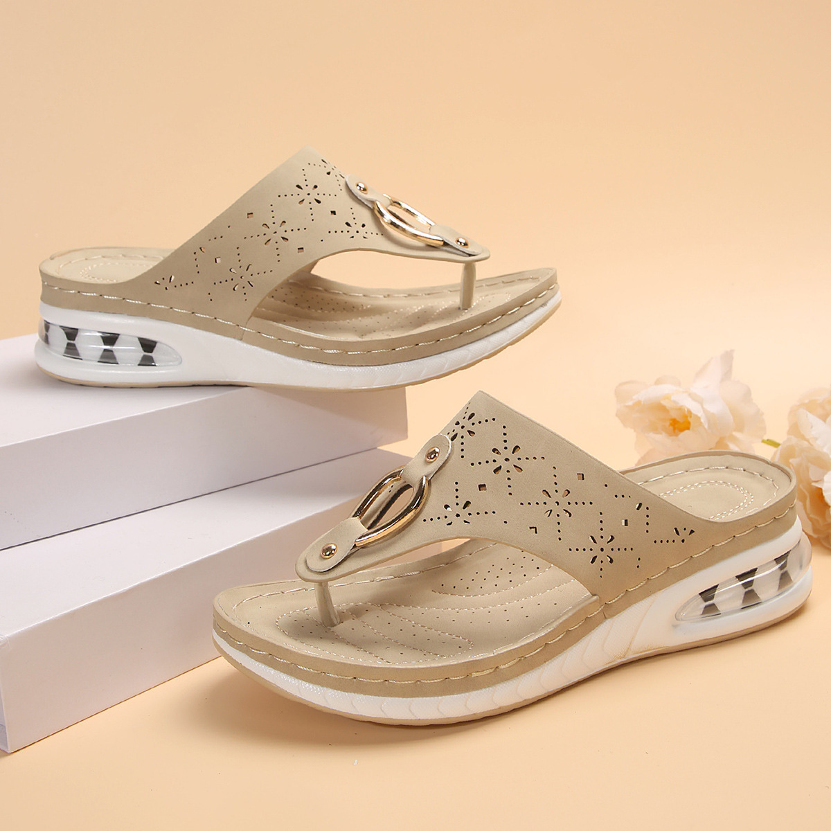 🌸🎉Hot Sale 50% OFF✨⏳Women's Air Cushion Flip Flop Casual Wedge Sandals Comfortable Lightweight Beach Slippers - Conforms To The Human Body And Reduces Foot Pressure