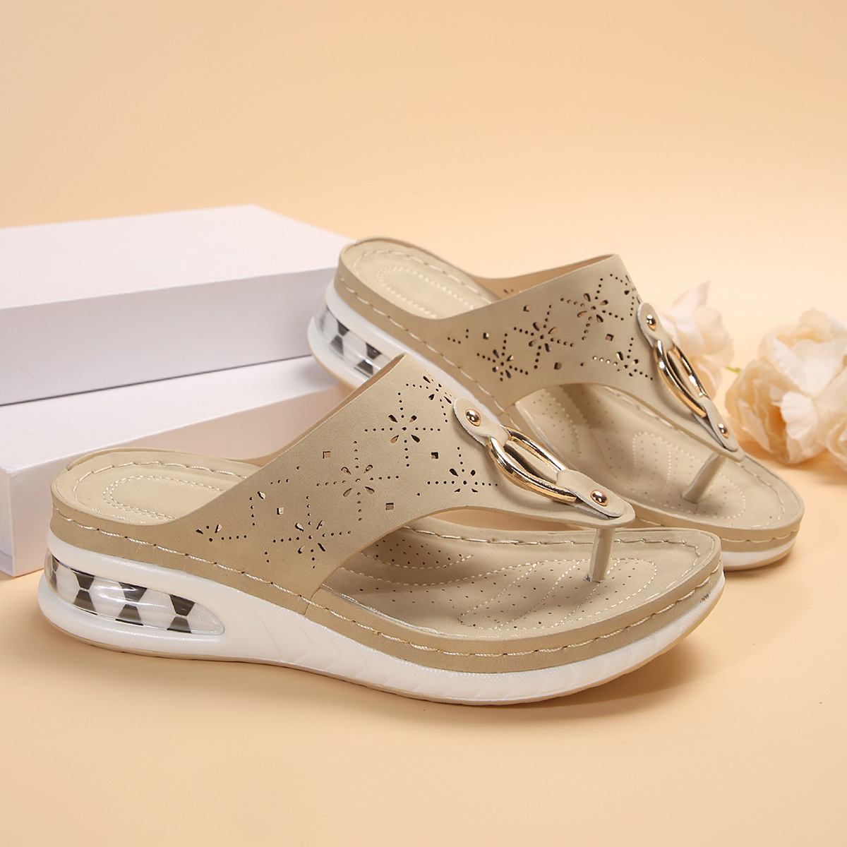 🌸🎉Hot Sale 50% OFF✨⏳Women's Air Cushion Flip Flop Casual Wedge Sandals Comfortable Lightweight Beach Slippers - Conforms To The Human Body And Reduces Foot Pressure