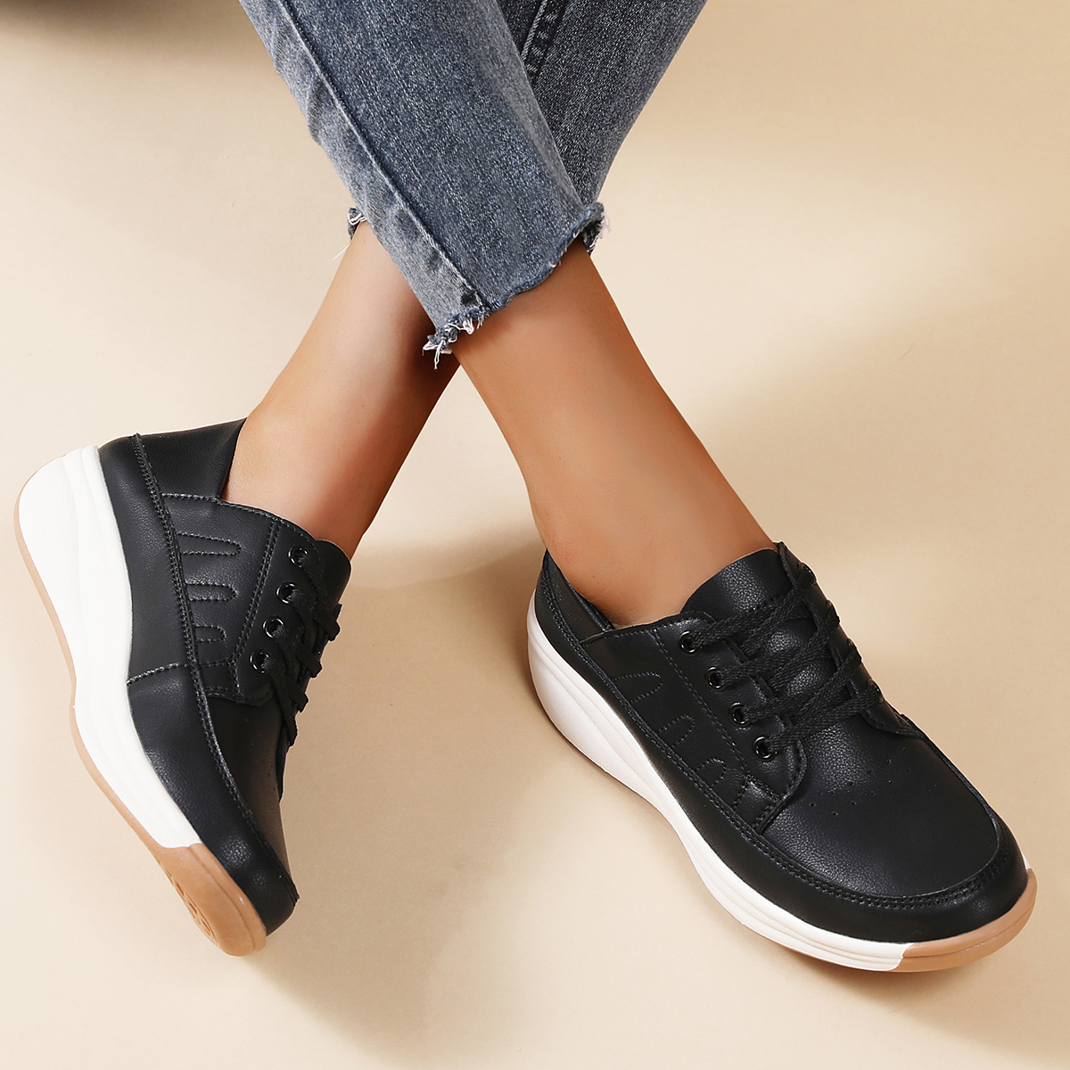 🌸🎉 Limited Time Offer 50% OFF✨🥿💫Women's Leather/Suede Flatform Orthopedic Sneakers