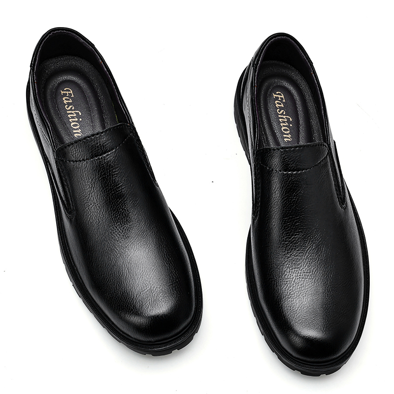 🔥On This Week Sale OFF 70%🔥Men's Classic 100% Genuine Leather Handcrafted Slip-On Shoes – Waterproof, Lightweight, Anti-Slip Sole
