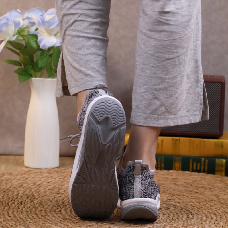 ⏰Promotion - 70% OFF🔥Women's Daily Lightweight Breathable Non-Slip Arch Support Orthopedic Air Cushion Sneakers - Proven Plantar Fasciitis, Foot and Heel Pain Relief