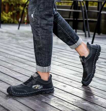 🔥Halloween Offer🎁--70% OFF 🎉Men Hand Stitching Non-slip Soft Bottom Casual Leather Shoes