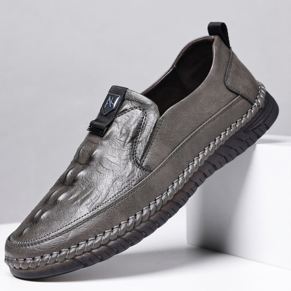 ⏰Limited Time 50% Discount off ⏰Crocodile pattern men's casual shoes