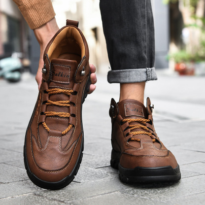 (⏰Last Day 70% OFF🔥)Men's Comfortable Wear-resistant Orthopedic Hand-sewn Leather Shoes - Shock Absorbing Effect, Relaxes Muscles And Relieves Foot Pain