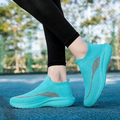 ⏰Promotion - 70% OFF🔥Men's Lightweight Slip-On Sneakers | Breathable Flyknit Upper with Comfortable Sole for Casual and Sport Activities