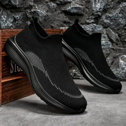 ⏰Promotion - 70% OFF🔥Men's Lightweight Slip-On Sneakers | Breathable Flyknit Upper with Comfortable Sole for Casual and Sport Activities