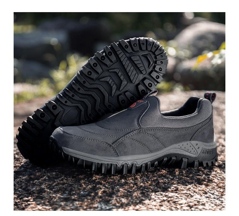 Comfortable Outdoor Men's Shoes for Bunion Correction