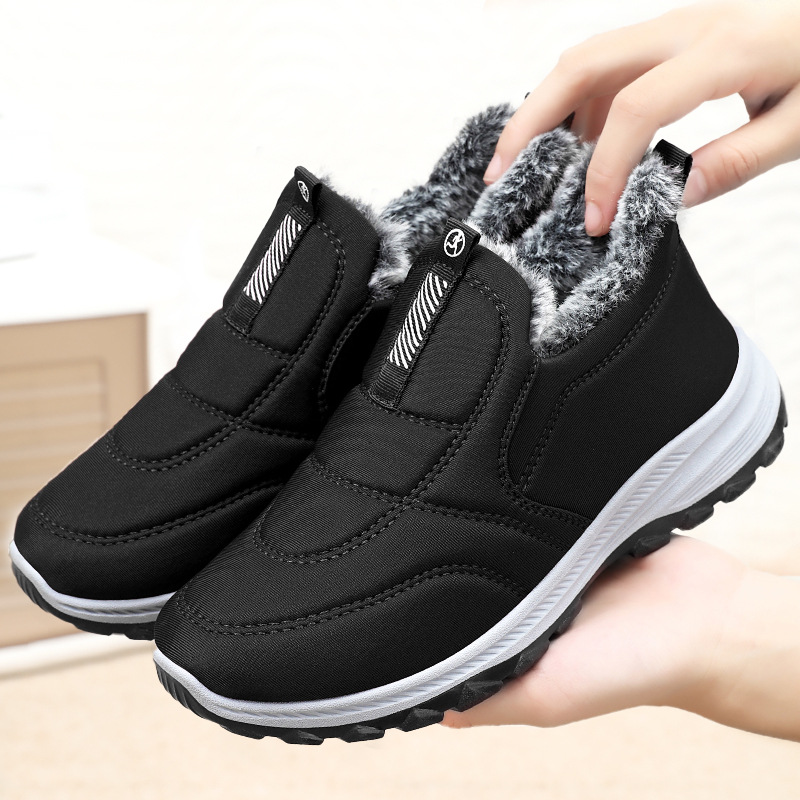 Men's Winter Ankle Snow Boots Slip on Fur Lined Outdoor Waterproof Casual Shoes