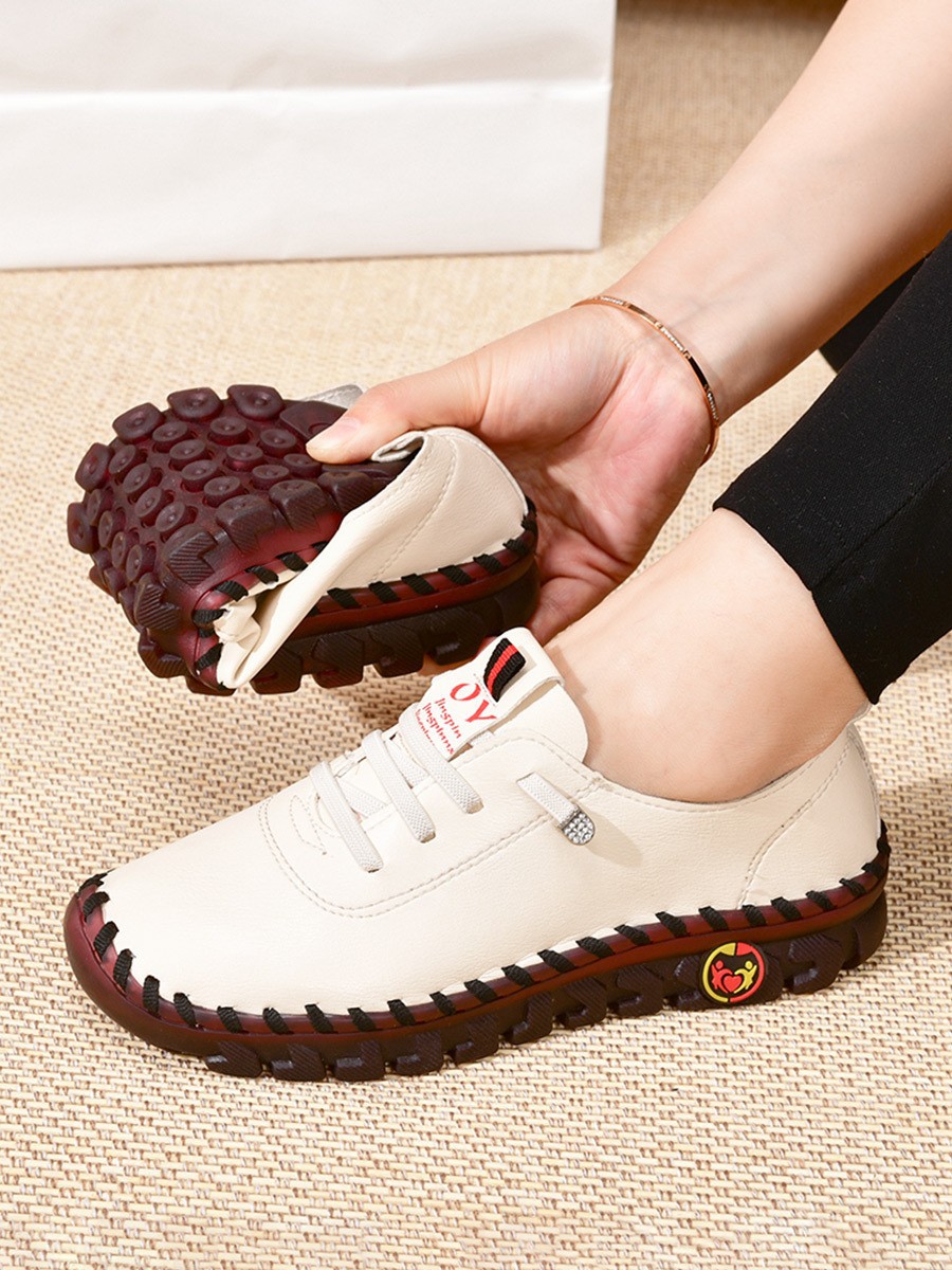 🔥Last Day Promotion 70% OFF 🎁New Arrival Women's Plus Size Flat Shoes With Belt And Cow Tendon Sole, Hand-Stitched Anti-Skid Soft Bottom Casual Shoes