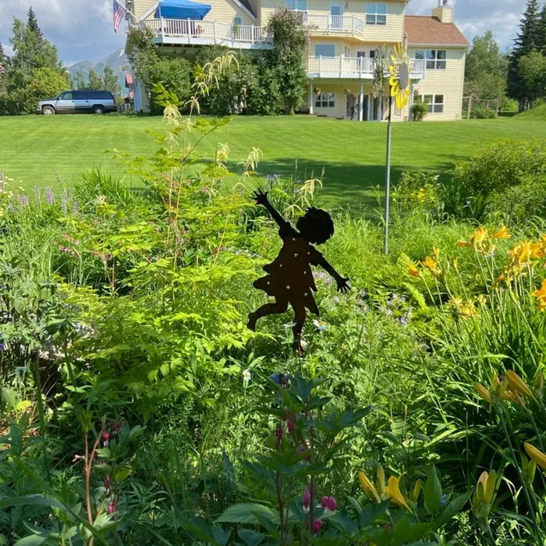 Boy and Girl Dancer Metal Garden Sculpture（Free Shipping）