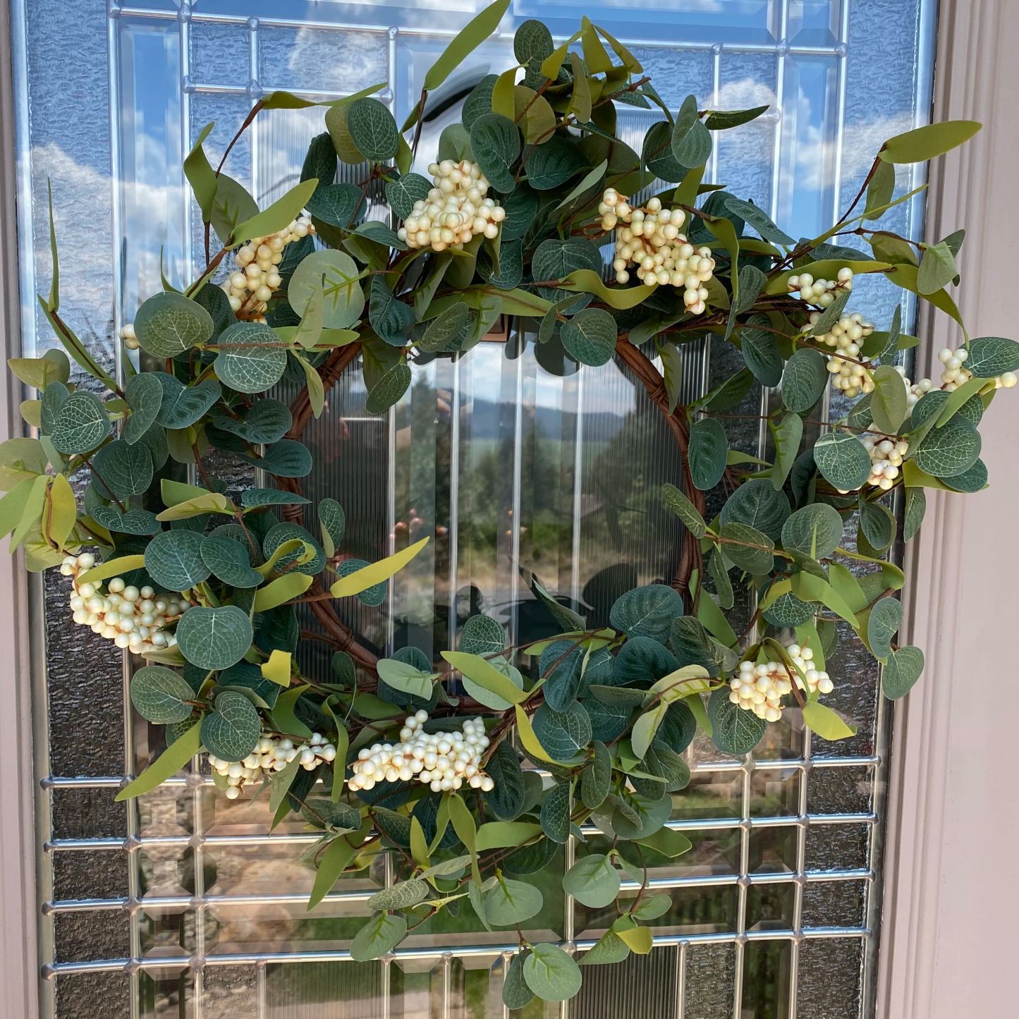 20'' Eucalyptus Wreath for Front Door-Green Decor for Home, Farmhouse 