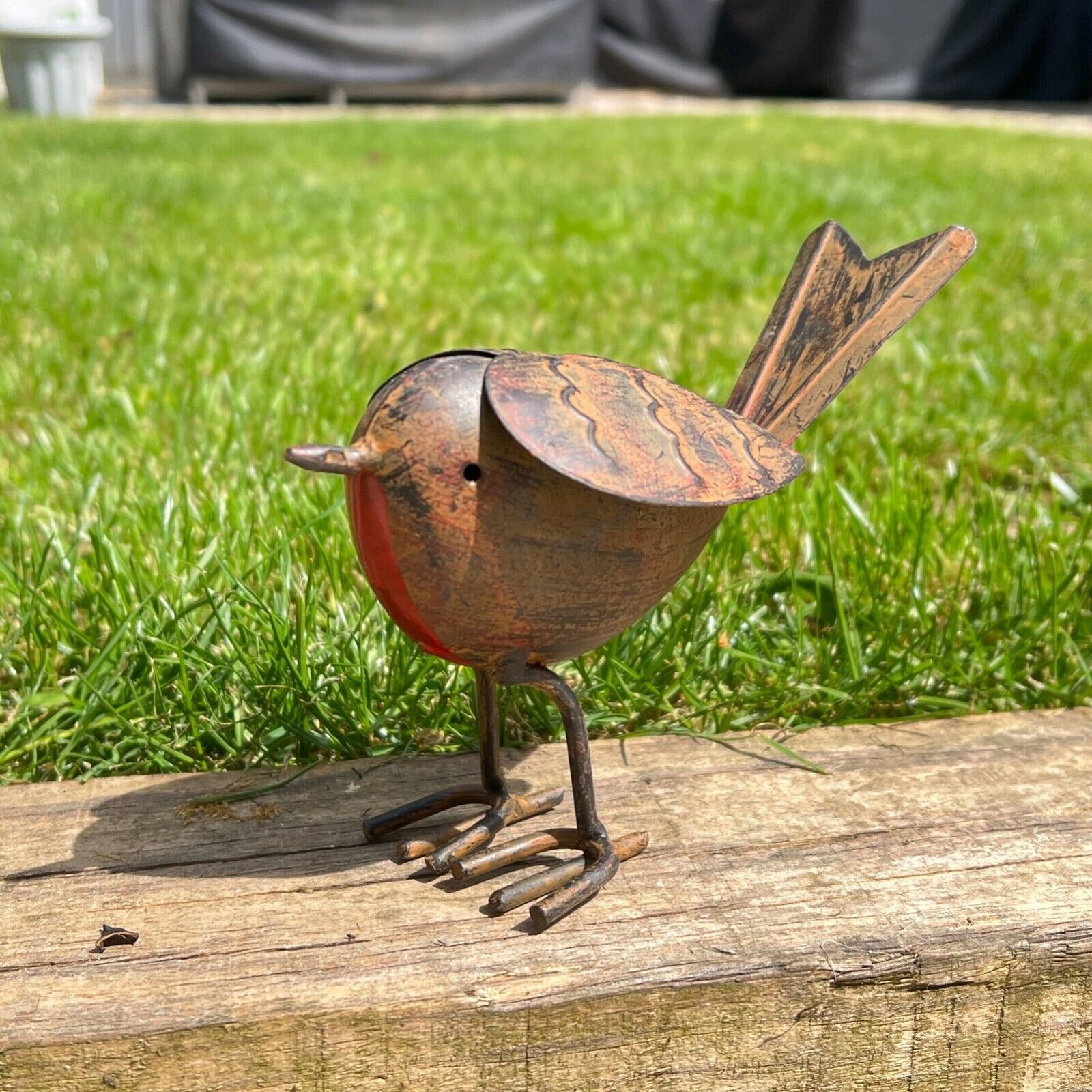 Handcrafted Vintage Robin Metal Statue | Hand Painted Art