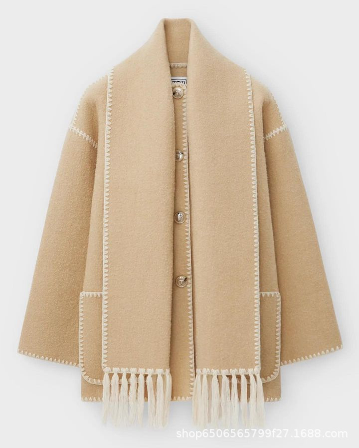 Noua preferată la modă de iarnă! ❄️💫 Jachetă îngroșată la modă, design lejer cu eșarfă: un pachet cald, plus trendy! 🧥🌈