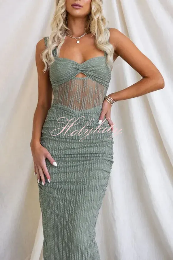 👗Manifesting You Mesh Ruched Detail Maxi Dress