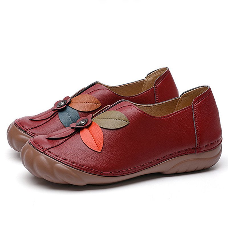Amelolo Women Retro Flower Stitching Comfy Round Toe Slip On Flat Loafers Shoes