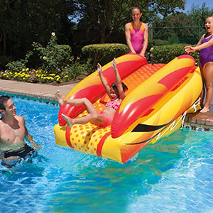 inflatable water slide;water slide;poolside slide;watery slide;pool slide;inflatable pool slide