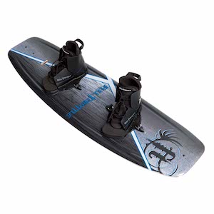 Wakeboard setup with bindings