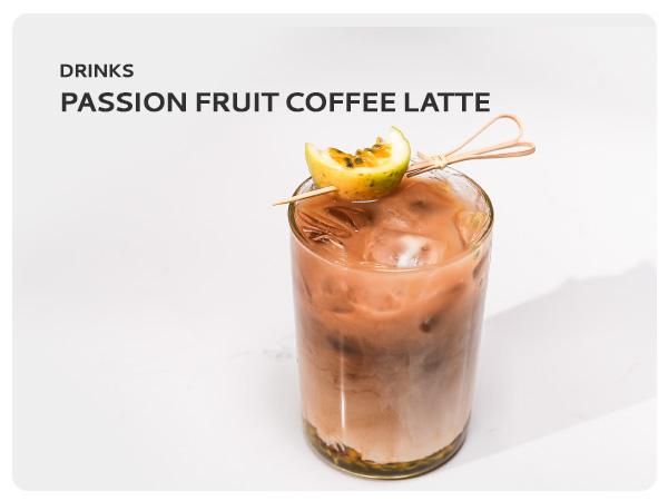 Product Introduction of Euhomy Clear Crescent Ice Maker with handle 16pcs in 12min,sufficient daily production 28lbs,self-cleaning 20min per cycle.Perfect for home,kitchen,camping and parties. 9