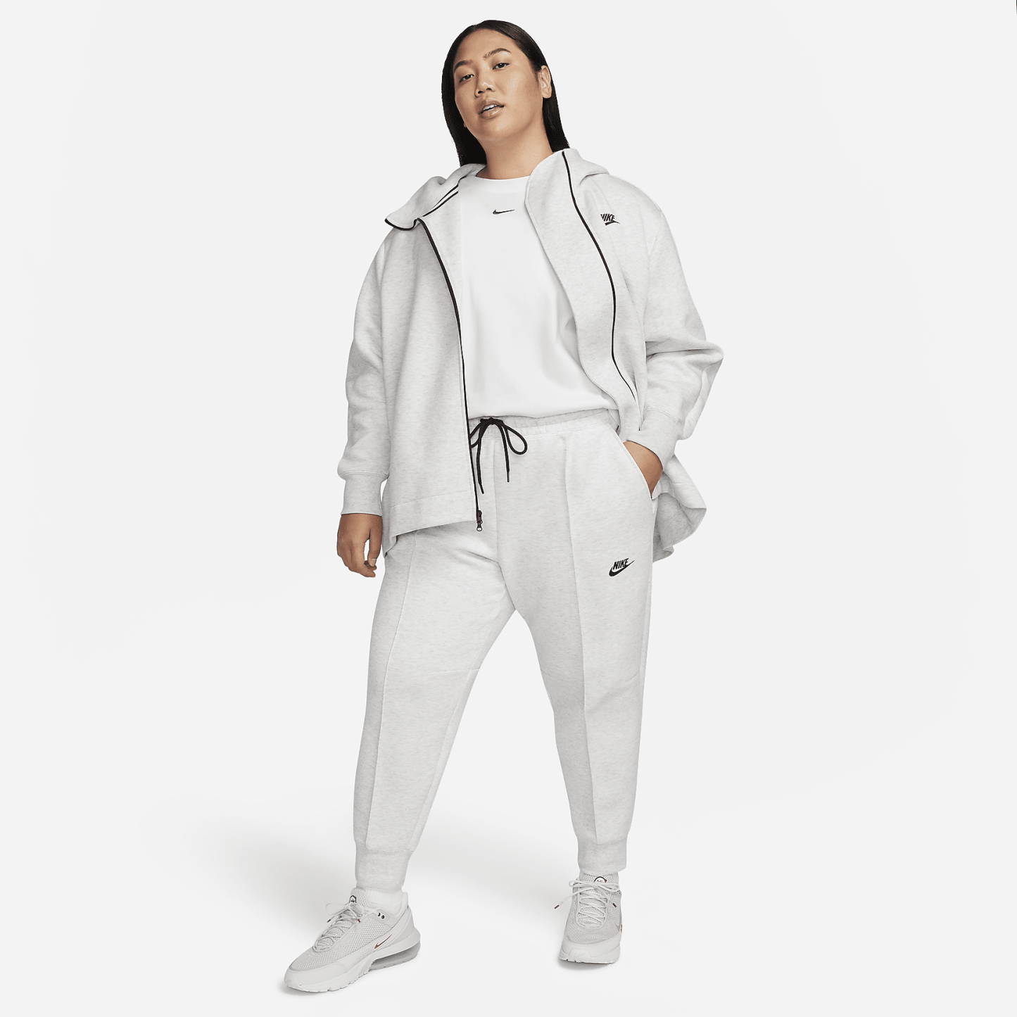 Sportswear Tech Fleece - Women's Mid-Rise Joggers (Plus Size)
