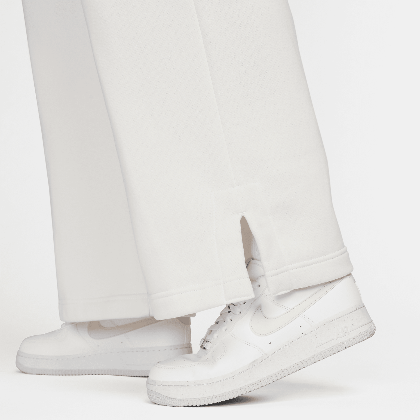 Sportswear Phoenix Fleece - Women's High-Waisted Wide-Leg Sweatpants
